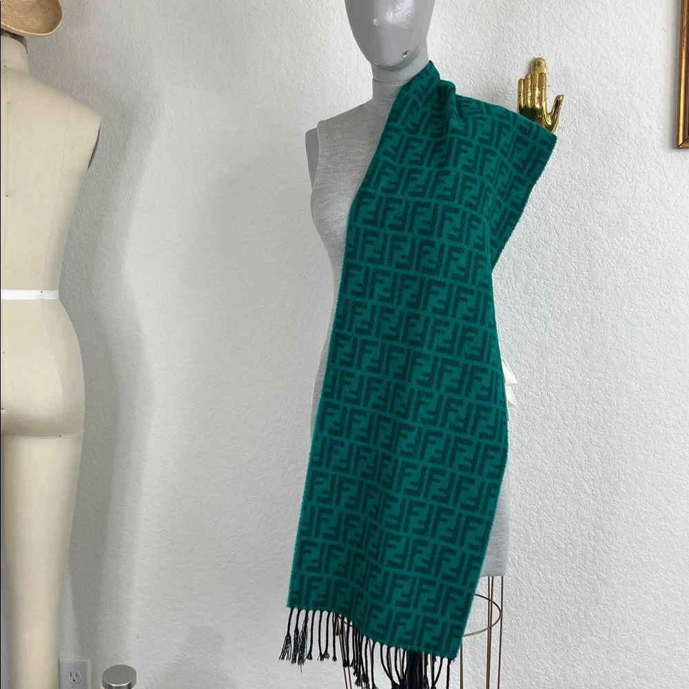 VTG Fendi Green Fringe Black Logo Scarf Wrap - Picture 7 of 8